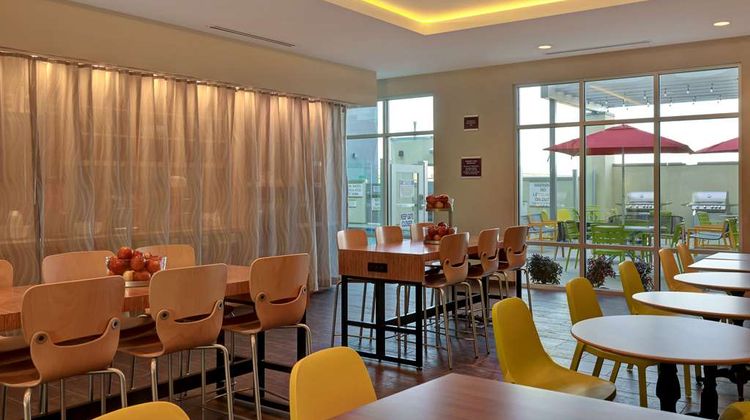 Home2 Suites by Hilton Turlock Lobby