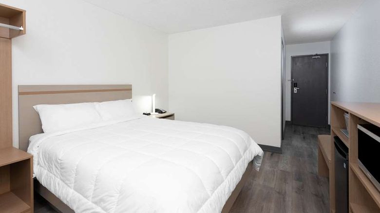 <b>Travelodge by Wyndham Elkhart Room</b>. Images powered by <a href="https://iceportal.shijigroup.com/" title="IcePortal" target="_blank">IcePortal</a>.