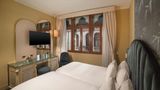 NH Venezia Santa Lucia Room