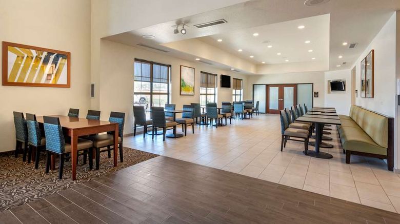 <b>Comfort Suites Broomfield Restaurant</b>. Images powered by <a href="https://iceportal.shijigroup.com/" title="IcePortal" target="_blank">IcePortal</a>.
