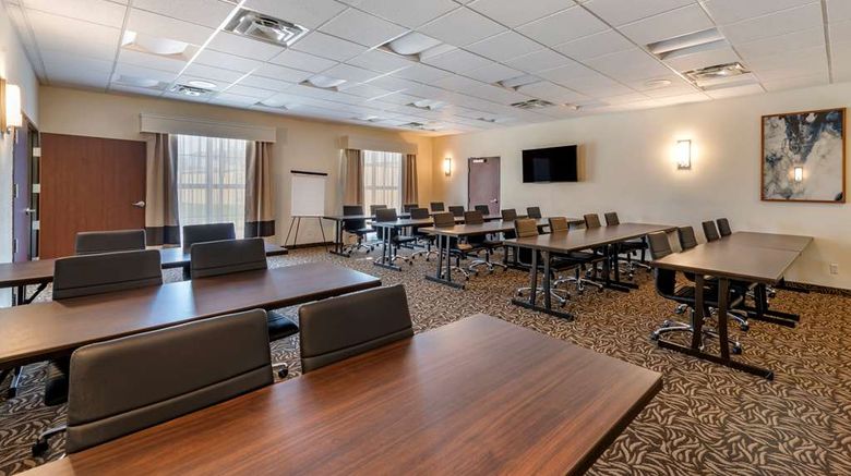 <b>Comfort Suites Broomfield Meeting</b>. Images powered by <a href="https://iceportal.shijigroup.com/" title="IcePortal" target="_blank">IcePortal</a>.