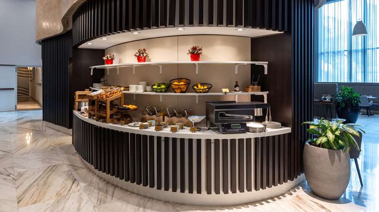 <b>NH Collection Budapest City Center Restaurant</b>. Images powered by <a href="https://iceportal.shijigroup.com/" title="IcePortal" target="_blank">IcePortal</a>.