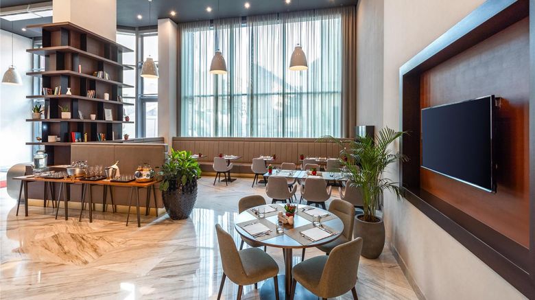 <b>NH Collection Budapest City Center Lobby</b>. Images powered by <a href="https://iceportal.shijigroup.com/" title="IcePortal" target="_blank">IcePortal</a>.