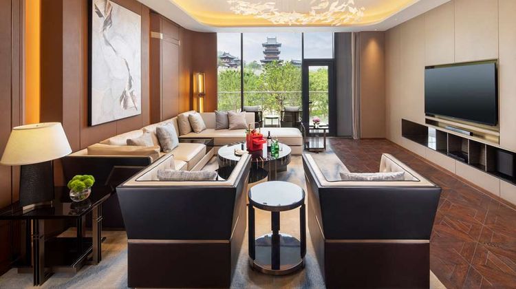 Radisson Collection Resort Nanjing Suite