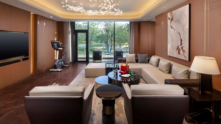 Radisson Collection Resort Nanjing Suite