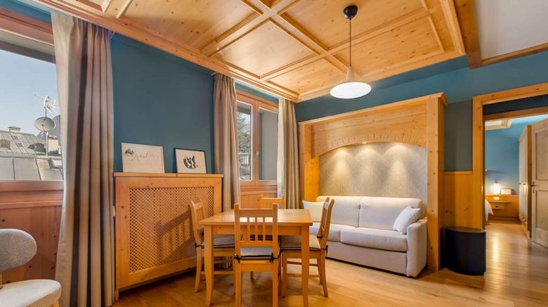 <b>Radisson Residences Savoia Palace Room</b>. Images powered by <a href="https://iceportal.shijigroup.com/" title="IcePortal" target="_blank">IcePortal</a>.