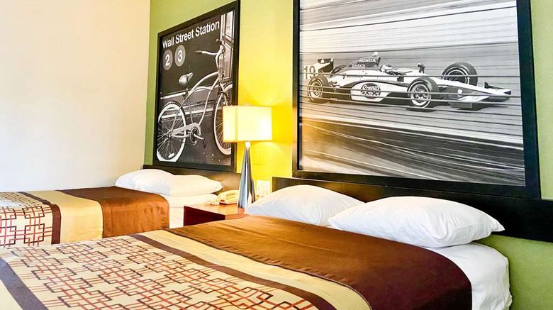 <b>Super 8 by Wyndham Battleboro Rocky Moun Room</b>. Images powered by <a href="https://iceportal.shijigroup.com/" title="IcePortal" target="_blank">IcePortal</a>.