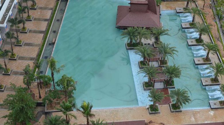 <b>Wyndham Garden Lingshui Pool</b>. Images powered by <a href="https://iceportal.shijigroup.com/" title="IcePortal" target="_blank">IcePortal</a>.
