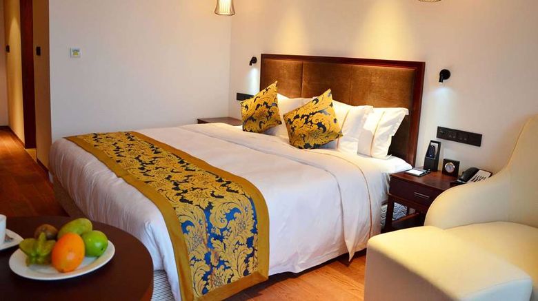 <b>Wyndham Garden Lingshui Room</b>. Images powered by <a href="https://iceportal.shijigroup.com/" title="IcePortal" target="_blank">IcePortal</a>.