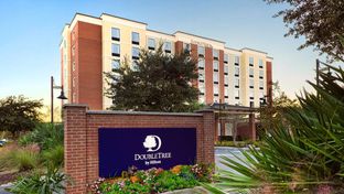DoubleTree by Hilton Charleston