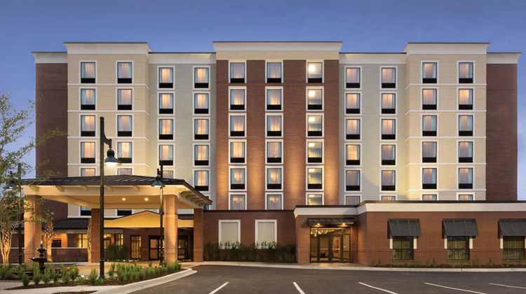 DoubleTree by Hilton Charleston Exterior