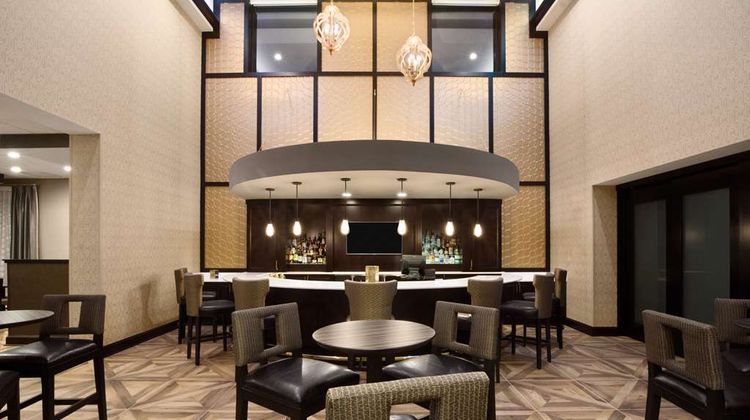 DoubleTree by Hilton Charleston Restaurant