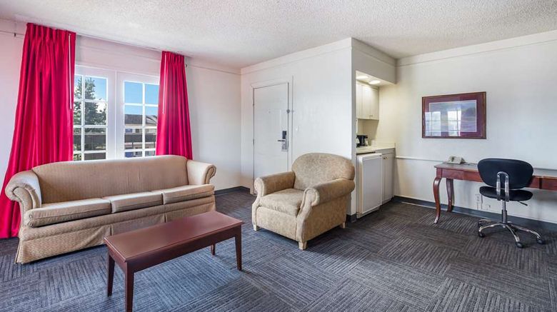 <b>Americas Best Value Inn Denver Suite</b>. Images powered by <a href="https://iceportal.shijigroup.com/" title="IcePortal" target="_blank">IcePortal</a>.