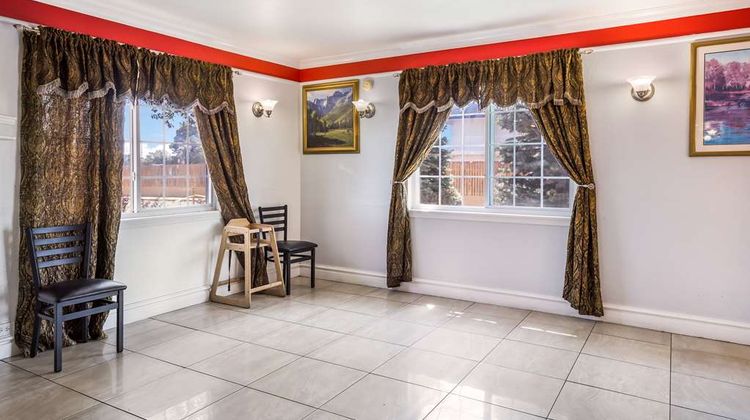 Americas Best Value Inn Denver Restaurant