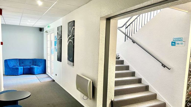 <b>Cottage Val de Murigny Lobby</b>. Images powered by <a href="https://iceportal.shijigroup.com/" title="IcePortal" target="_blank">IcePortal</a>.
