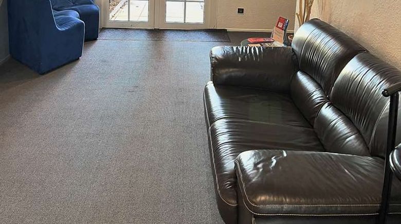 <b>Cottage Val de Murigny Lobby</b>. Images powered by <a href="https://iceportal.shijigroup.com/" title="IcePortal" target="_blank">IcePortal</a>.