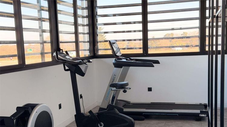Ibis Lunel Petite Camargue Exterior