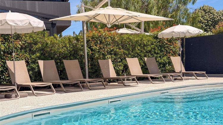 Ibis Lunel Petite Camargue Exterior