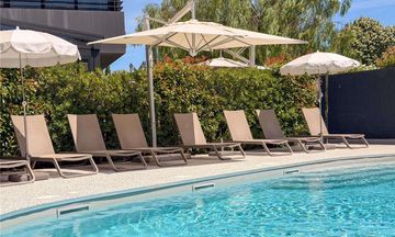 Ibis Lunel Petite Camargue