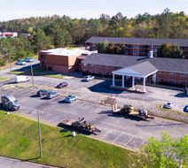 Americas Best Value Inn & Suites Exterior