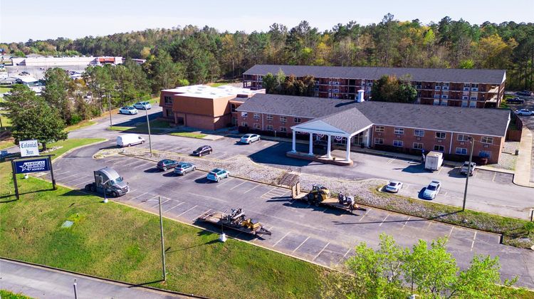 Americas Best Value Inn & Suites Exterior