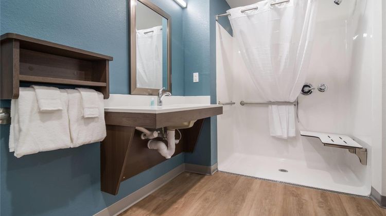 WoodSpring Suites Fort Mill Room