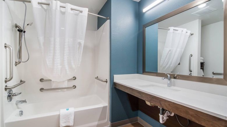 <b>WoodSpring Suites Fort Mill Room</b>. Images powered by <a href="https://iceportal.shijigroup.com/" title="IcePortal" target="_blank">IcePortal</a>.