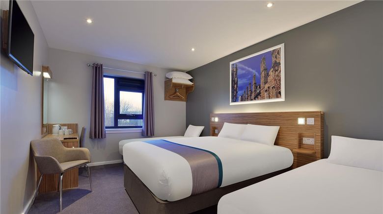<b>Travelodge London Stockley Park Hayes Room</b>. Images powered by <a href="https://iceportal.shijigroup.com/" title="IcePortal" target="_blank">IcePortal</a>.