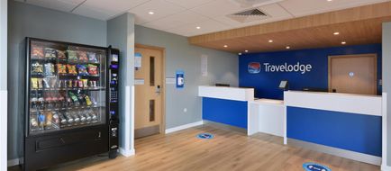 Travelodge London Stockley Park Hayes Lobby