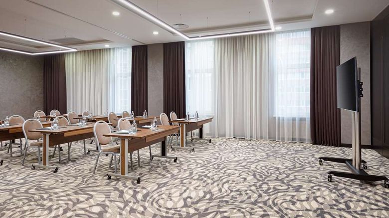 <b>Radisson Hotel Ulyanovsk Meeting</b>. Images powered by <a href="https://iceportal.shijigroup.com/" title="IcePortal" target="_blank">IcePortal</a>.