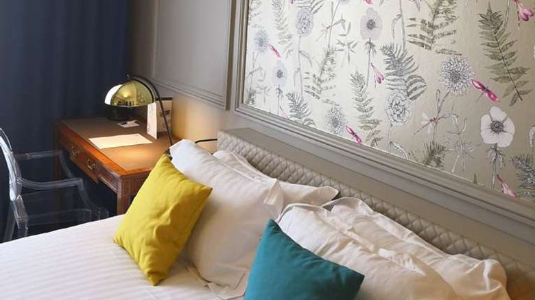 <b>Grand Hotel Bellevue Room</b>. Images powered by <a href="https://iceportal.shijigroup.com/" title="IcePortal" target="_blank">IcePortal</a>.
