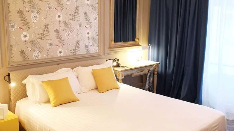 <b>Grand Hotel Bellevue Room</b>. Images powered by <a href="https://iceportal.shijigroup.com/" title="IcePortal" target="_blank">IcePortal</a>.