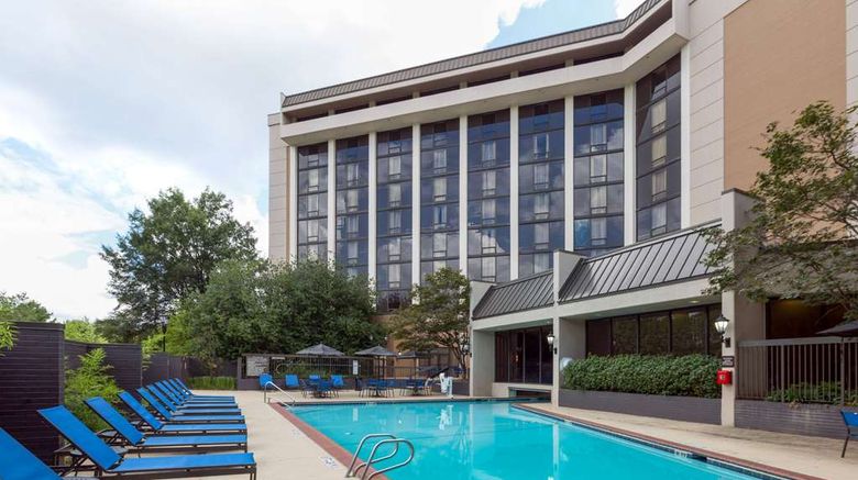 <b>Sonesta Atlanta Northwest Marietta Pool</b>. Images powered by <a href="https://iceportal.shijigroup.com/" title="IcePortal" target="_blank">IcePortal</a>.