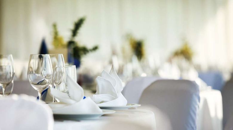 <b>Sonesta Atlanta Northwest Marietta Ballroom</b>. Images powered by <a href="https://iceportal.shijigroup.com/" title="IcePortal" target="_blank">IcePortal</a>.