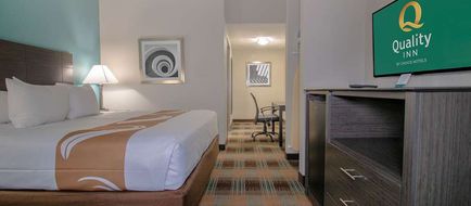 Quality Inn Roseville Room
