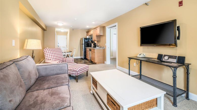 <b>The Valley Inn Ascend Hotel Coll Suite</b>. Images powered by <a href="https://iceportal.shijigroup.com/" title="IcePortal" target="_blank">IcePortal</a>.