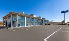 Baymont by Wyndham Selma