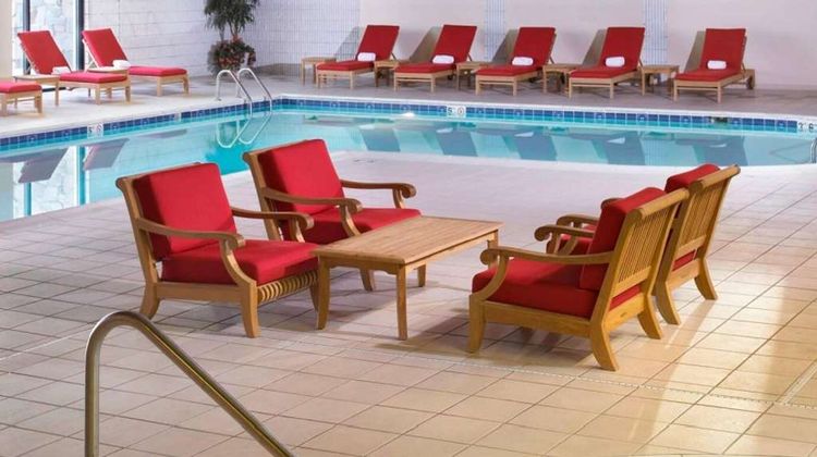 Wyndham Cleveland Airport Pool