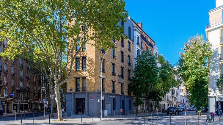 Hotel Sixteen Montrouge Exterior
