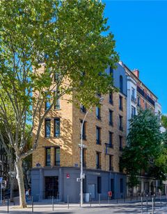 Hotel Sixteen Montrouge