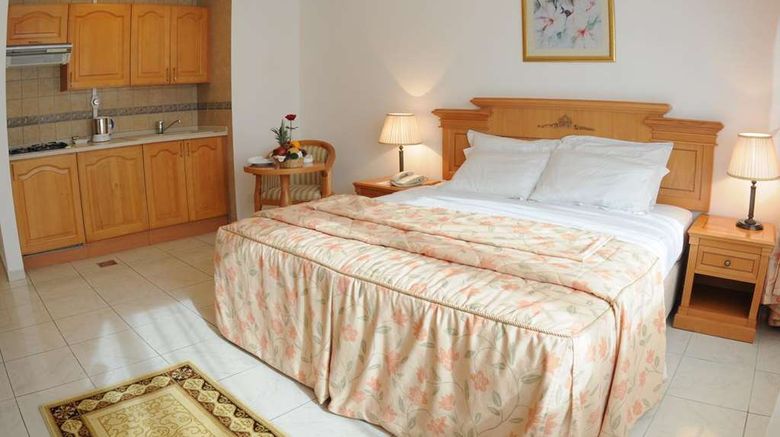 <b>The Uptown Apartments Abu Dhabi Room</b>. Images powered by <a href="https://iceportal.shijigroup.com/" title="IcePortal" target="_blank">IcePortal</a>.