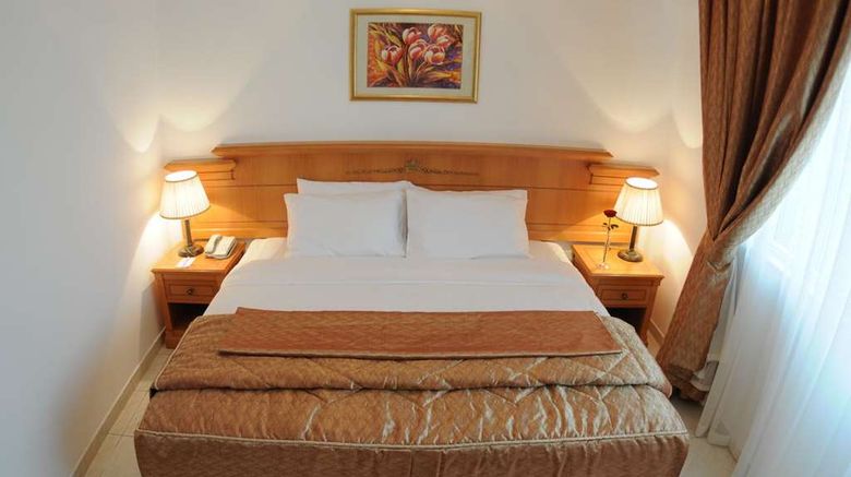 <b>The Uptown Apartments Abu Dhabi Room</b>. Images powered by <a href="https://iceportal.shijigroup.com/" title="IcePortal" target="_blank">IcePortal</a>.