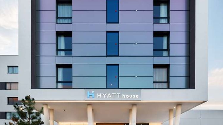 Hyatt House Paris Charles de Gaulle Airp Exterior