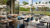 <b>Hyatt House LAX Century Blvd Restaurant</b>. Images powered by <a href="https://iceportal.shijigroup.com/" title="IcePortal" target="_blank">IcePortal</a>.