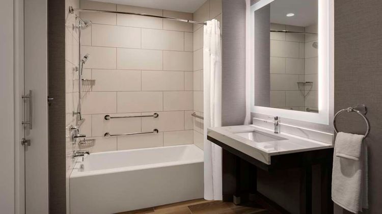 Hyatt Place LAX Century Blvd Room