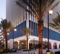 Hyatt Place LAX Century Blvd Exterior
