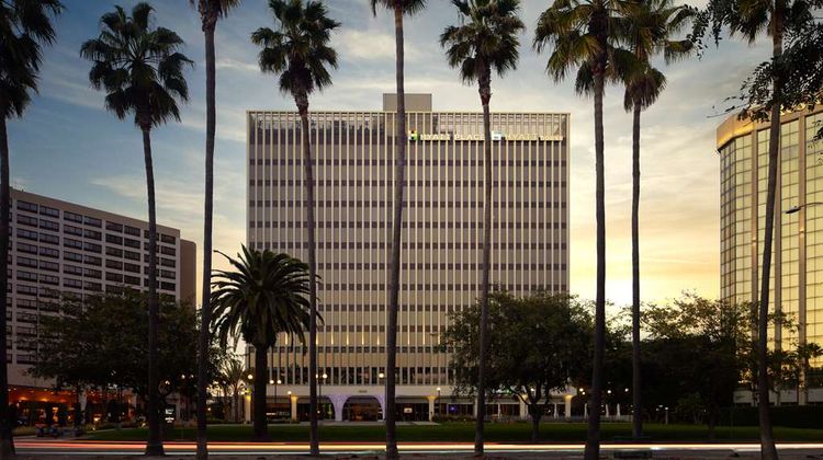 Hyatt Place LAX Century Blvd Exterior