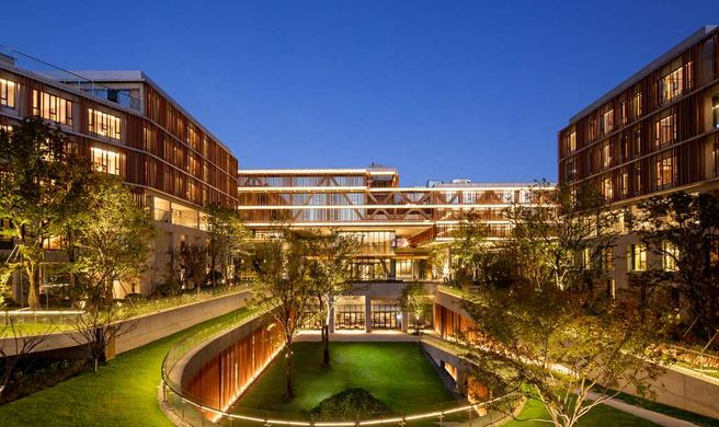 Grand Wuji Hotel Exterior