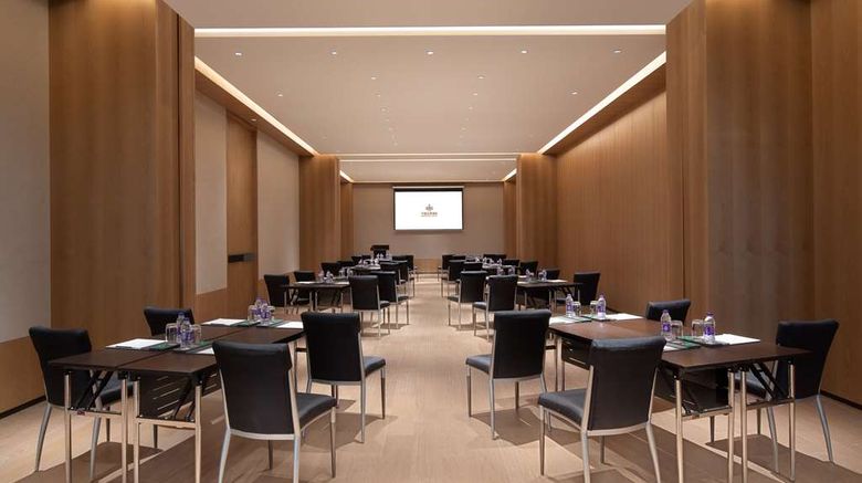 <b>Grand Wuji Hotel Meeting</b>. Images powered by <a href="https://iceportal.shijigroup.com/" title="IcePortal" target="_blank">IcePortal</a>.
