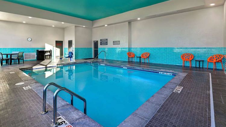 Hilton Garden Inn Cedar Rapids Pool